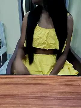 vanshika4uonly from StripChat is Freechat