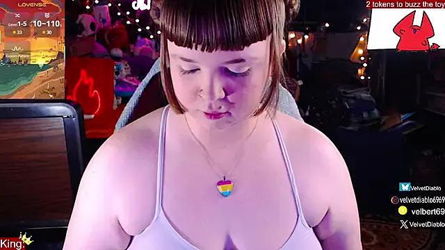 Girls and cam to cam: Watch as these sophisticated entertainers uncover their stunning costumes and curvaceous curves online!