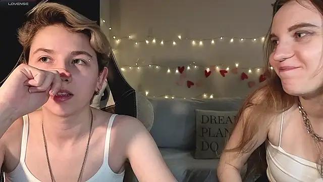 Girls and cam to cam: Watch as these sophisticated entertainers uncover their stunning costumes and curvaceous curves online!