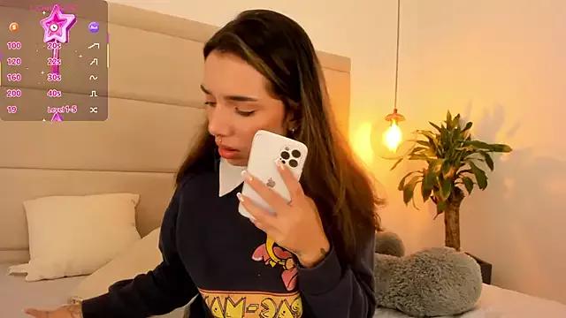 Girls and cam to cam: Watch as these sophisticated entertainers uncover their stunning costumes and curvaceous curves online!