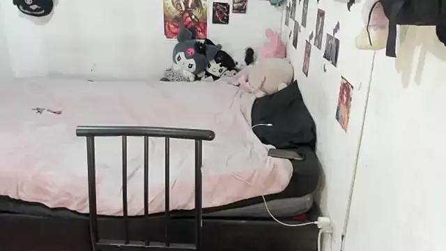 Girls and cam to cam: Watch as these sophisticated entertainers uncover their stunning costumes and curvaceous curves online!