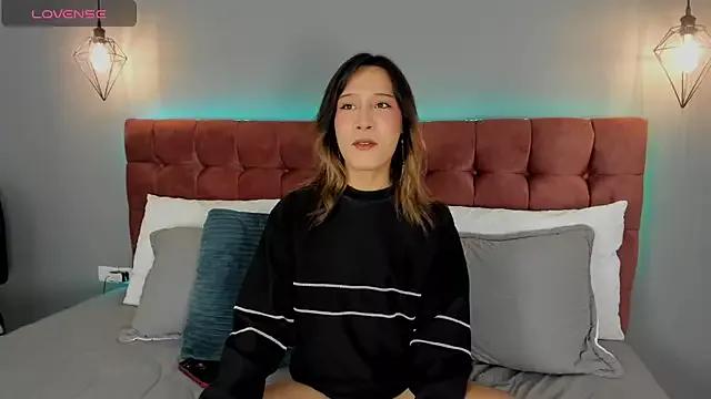 victoria_decapri from StripChat is Freechat