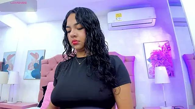 Girls and cam to cam: Watch as these sophisticated entertainers uncover their stunning costumes and curvaceous curves online!