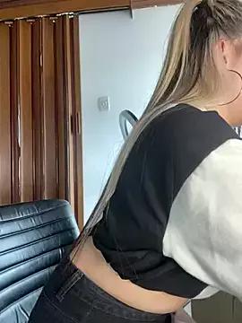 Girls and cam to cam: Watch as these sophisticated entertainers uncover their stunning costumes and curvaceous curves online!