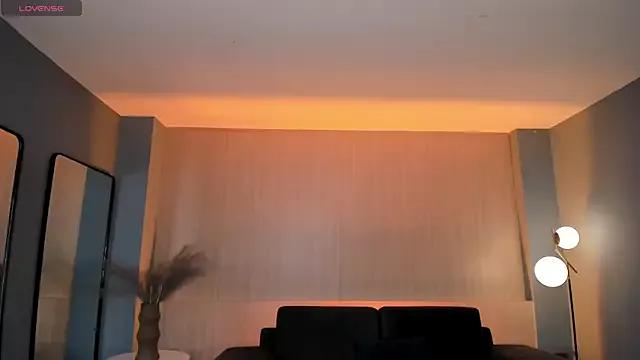 VictoriaMilan_ from StripChat is Freechat