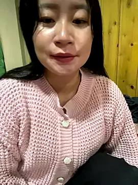 violet-00 from StripChat is Freechat