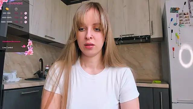 violet_blue_eyes from StripChat is Freechat