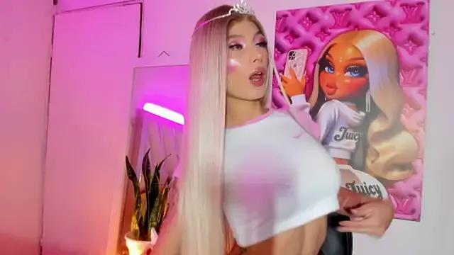 Girls and cam to cam: Watch as these sophisticated entertainers uncover their stunning costumes and curvaceous curves online!