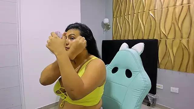 Girls and cam to cam: Watch as these sophisticated entertainers uncover their stunning costumes and curvaceous curves online!