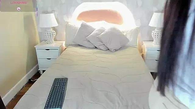 Girls and cam to cam: Watch as these sophisticated entertainers uncover their stunning costumes and curvaceous curves online!