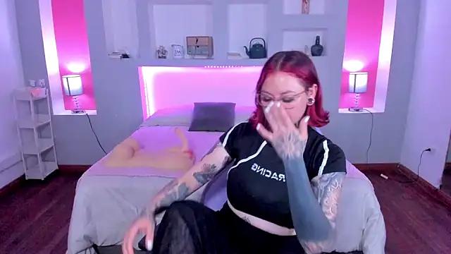 Girls and cam to cam: Watch as these sophisticated entertainers uncover their stunning costumes and curvaceous curves online!