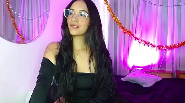 Girls and cam to cam: Watch as these sophisticated entertainers uncover their stunning costumes and curvaceous curves online!