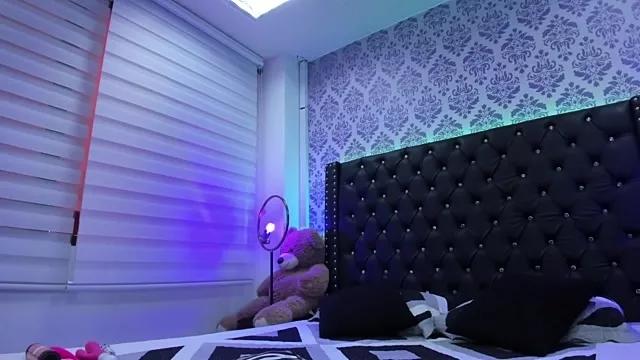 Girls and cam to cam: Watch as these sophisticated entertainers uncover their stunning costumes and curvaceous curves online!