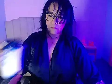 Girls and cam to cam: Watch as these sophisticated entertainers uncover their stunning costumes and curvaceous curves online!
