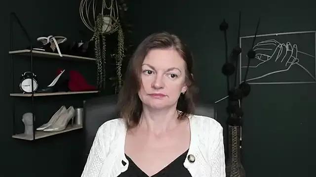 VivianWILD from StripChat
