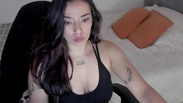 Girls and cam to cam: Watch as these sophisticated entertainers uncover their stunning costumes and curvaceous curves online!