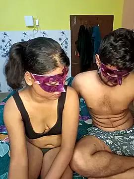 Photos of WB_couple143 from StripChat is Freechat