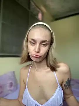White_mistress from StripChat is Freechat