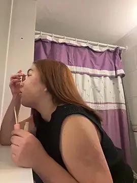 WhiteWomen from StripChat is Freechat