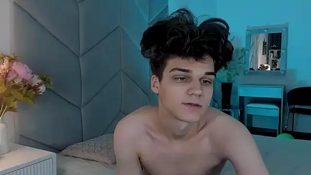 Willie_Miler from StripChat is Freechat