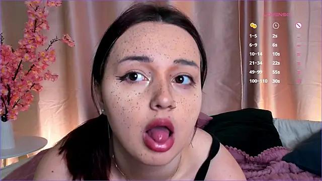 Girls and cam to cam: Watch as these sophisticated entertainers uncover their stunning costumes and curvaceous curves online!