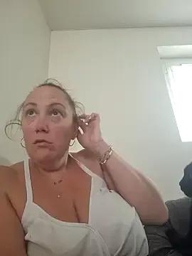 Wisie_Cutie from StripChat is Freechat