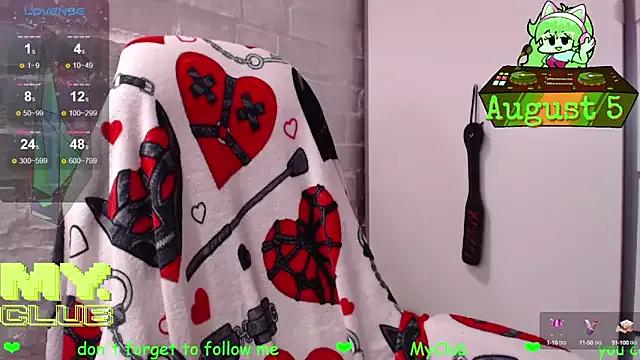 Girls and cam to cam: Watch as these sophisticated entertainers uncover their stunning costumes and curvaceous curves online!