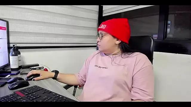 Girls and cam to cam: Watch as these sophisticated entertainers uncover their stunning costumes and curvaceous curves online!