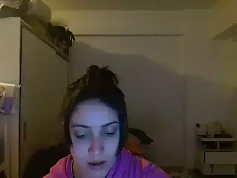 xBubblyBarbiexx from StripChat is Freechat