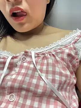 Photos of Xuka119 from StripChat is Freechat