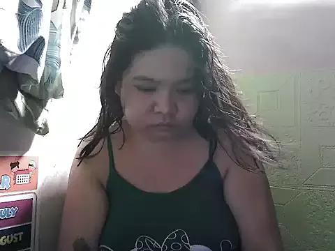 xxnaughtymom4u from StripChat is Freechat