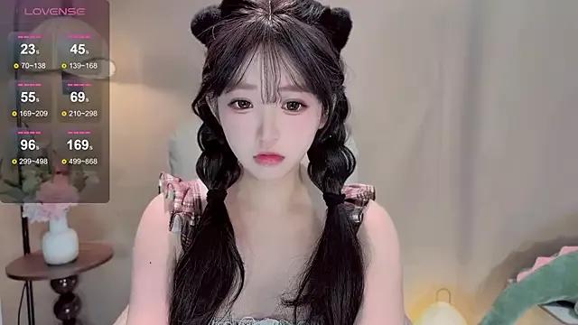 Yaiyigirl from StripChat is Freechat