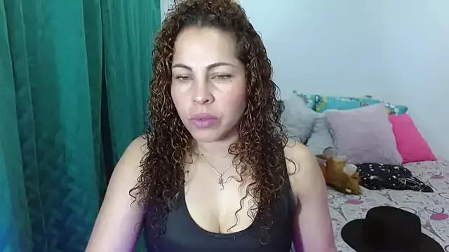 Yanis_Ariel12 from StripChat is Freechat