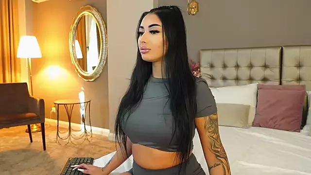 YasminaFire from StripChat is Freechat