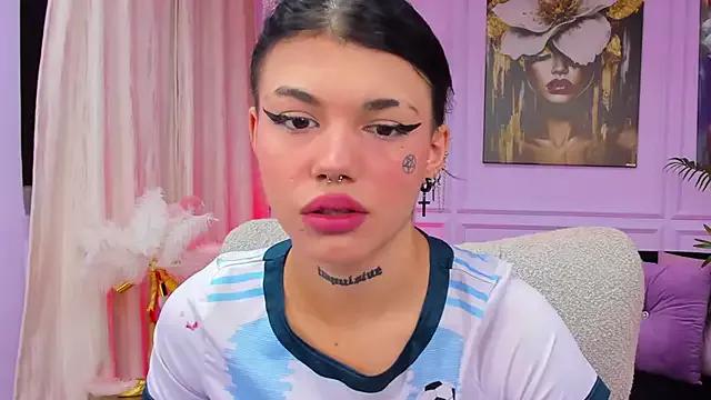 Girls and cam to cam: Watch as these sophisticated entertainers uncover their stunning costumes and curvaceous curves online!