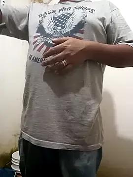 YoSoyLittleBoy from StripChat is Freechat