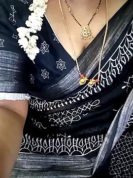 your-sameera from StripChat is Freechat