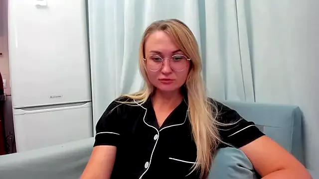 your_Goddess_Eva from StripChat is Freechat