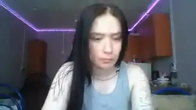 your_mari from StripChat is Freechat
