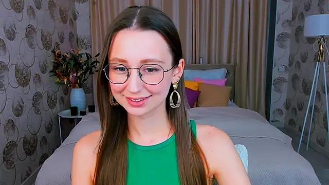 Girls and cam to cam: Watch as these sophisticated entertainers uncover their stunning costumes and curvaceous curves online!