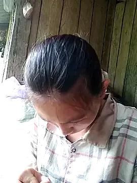 yummichi from StripChat is Freechat