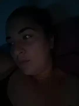 Photos of yzabell18 from StripChat is Freechat