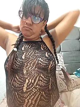 Girls and cam to cam: Watch as these sophisticated entertainers uncover their stunning costumes and curvaceous curves online!