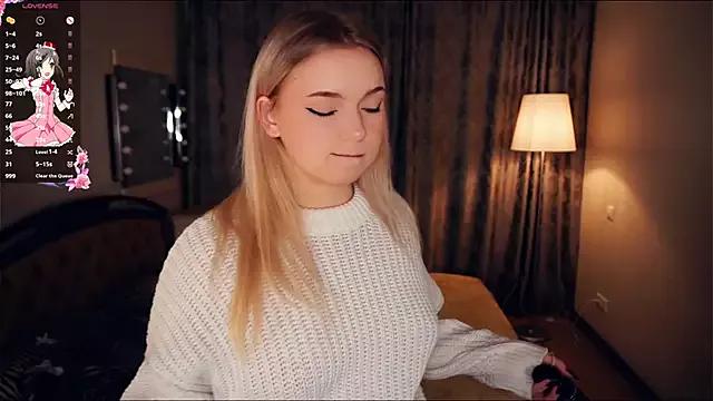 ZaraCreedon from StripChat is Freechat
