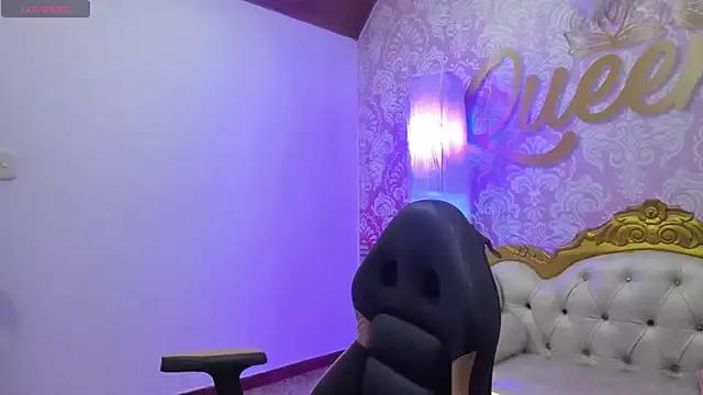 Girls and cam to cam: Watch as these sophisticated entertainers uncover their stunning costumes and curvaceous curves online!