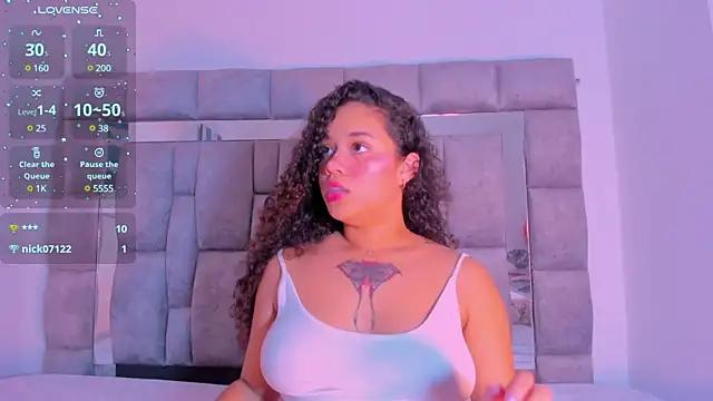 Girls and cam to cam: Watch as these sophisticated entertainers uncover their stunning costumes and curvaceous curves online!