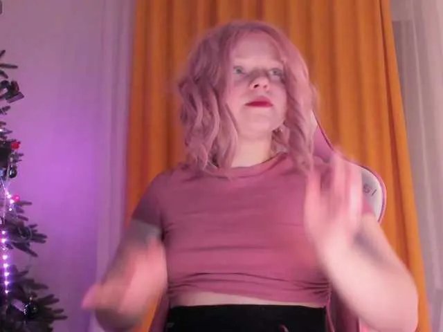 CutieSue — Toy in ass ... ^^  Emptied your balls with me   ^^ My ass love it  ^_^  lovense in my pussy C2C 70 TOKENS , PM 10 tokens@total   @sofar :start show @remain My favorite pattern is 38 tokens. My pussy gets super wet from long vibrations