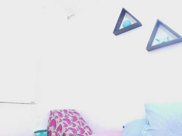 tinkerbell- on BongaCams