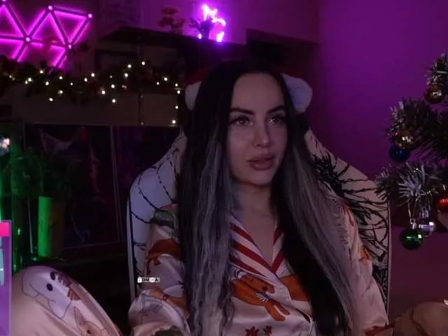 your-red-wine on BongaCams