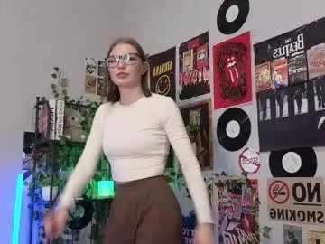 kenyattawestermark on Chaturbate